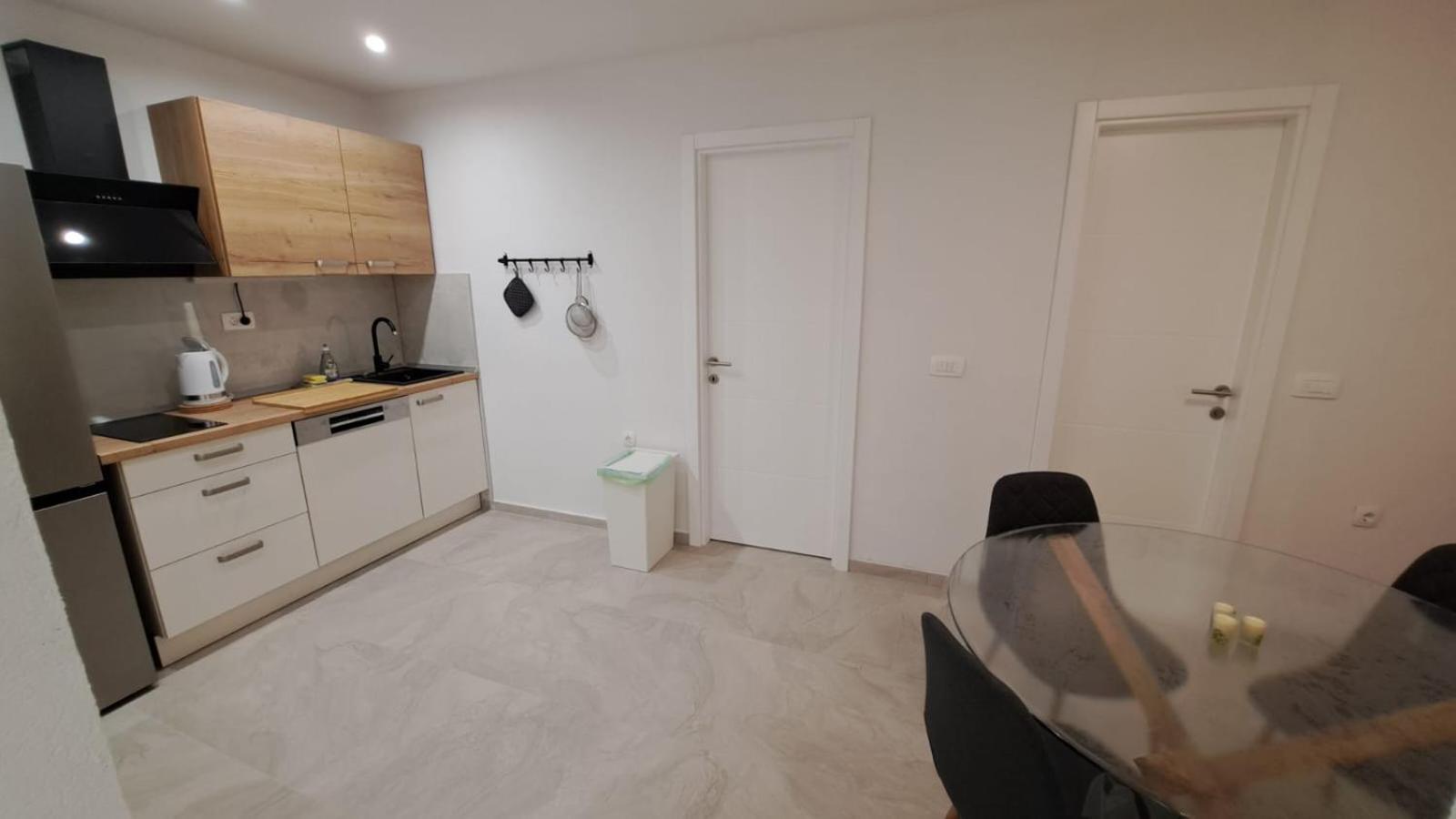 Brand New Luxury App Fjaka In The Center Near Apartment Makarska